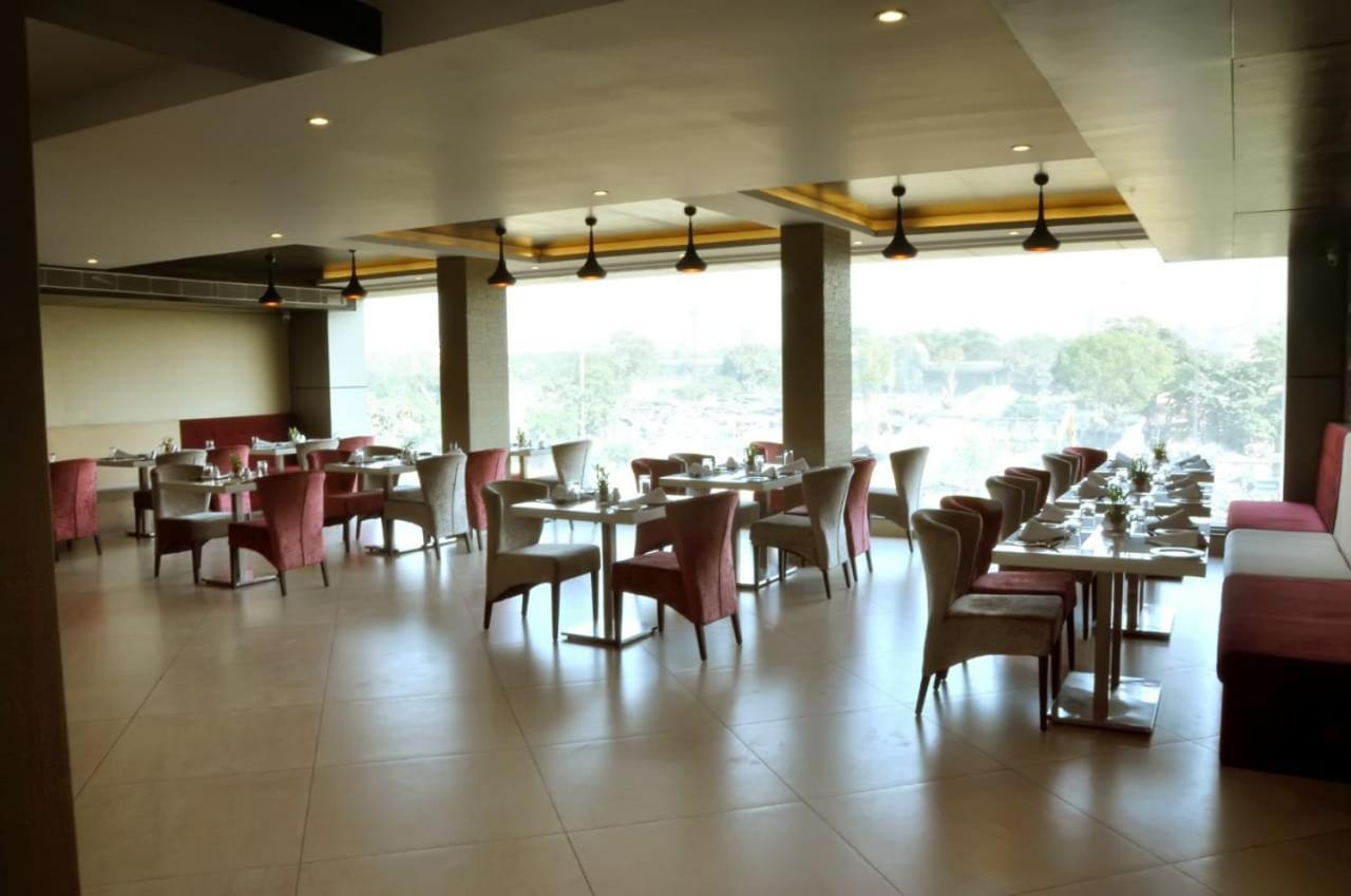 Kc Manor Jamshedpur Exterior foto